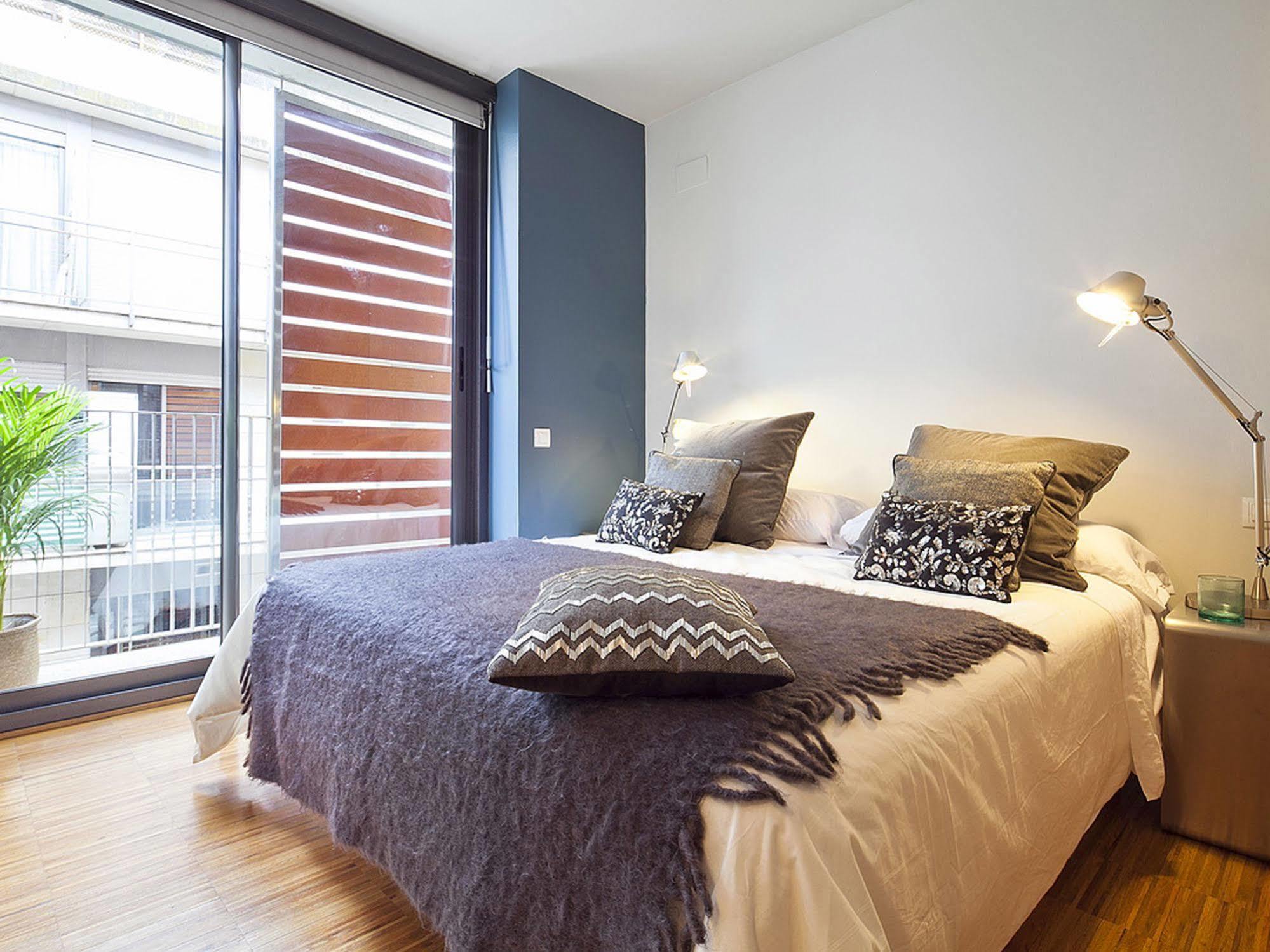 My Space Barcelona Park Gueell Apartments Exterior photo